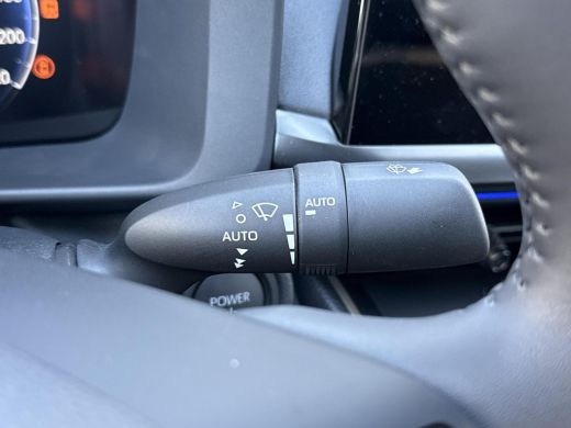 Toyota C-HR 1.8 Hybrid 140 Executive **PLUS PACK/ NIEUWE AUTO/ DIRECT LEVERBAAR** ActivLease financial lease