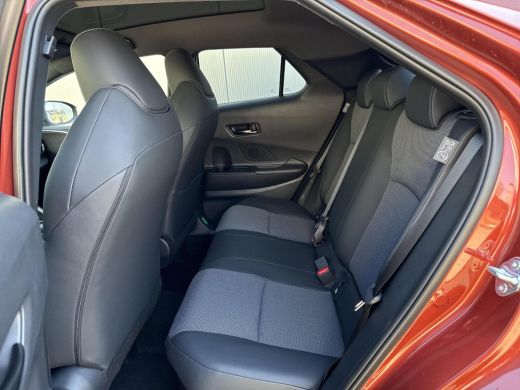 Toyota C-HR 1.8 Hybrid 140 Executive **PLUS PACK/ NIEUWE AUTO/ DIRECT LEVERBAAR** ActivLease financial lease