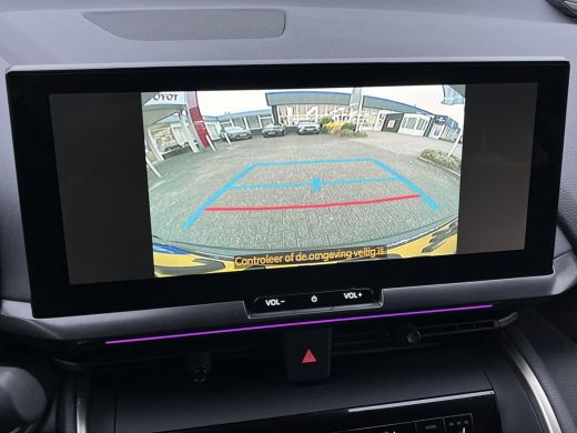 Toyota C-HR 2.0 Hybrid 200 Executive | Stoel- + stuurverwarming | Navigatie | Electrische achterklep | Dode h... ActivLease financial lease