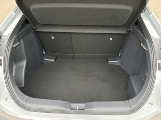 Toyota C-HR 2.0 Hybrid 200 Executive | Stoel- + stuurverwarming | Navigatie | Electrische achterklep | Dode h... ActivLease financial lease