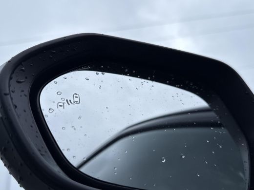 Toyota Yaris Cross 1.5 Hybrid 115 Dynamic **COMFORT PACK/ NIEUWE AUTO/ DIRECT LEVERBAAR** ActivLease financial lease