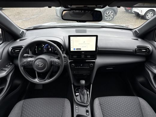 Toyota Yaris Cross 1.5 Hybrid 115 Dynamic **COMFORT PACK/ NIEUWE AUTO/ DIRECT LEVERBAAR** ActivLease financial lease