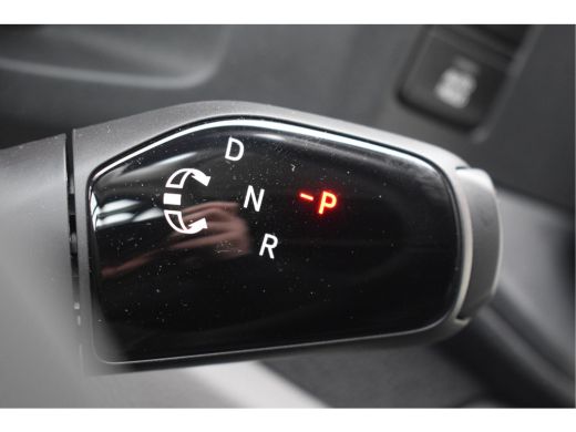 Volkswagen Crafter 2.0 TDI L3H3 Exclusive MY 2025 AUTOMAAT TREKHAAK ActivLease financial lease