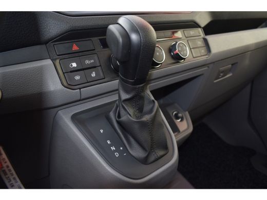 Volkswagen Crafter 2.0 TDI L3H3 Highline 140 PK LED TREKHAAK NAVI BETIMMERING ActivLease financial lease