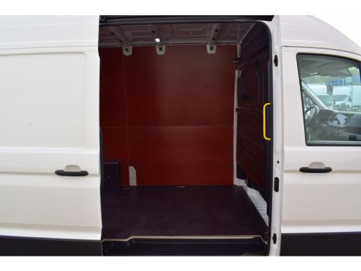 Volkswagen Crafter 2.0 TDI L3H3 Highline 140 PK LED TREKHAAK NAVI BETIMMERING ActivLease financial lease