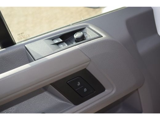 Volkswagen Crafter 2.0 TDI L3H3 Highline 140 PK LED TREKHAAK NAVI BETIMMERING ActivLease financial lease