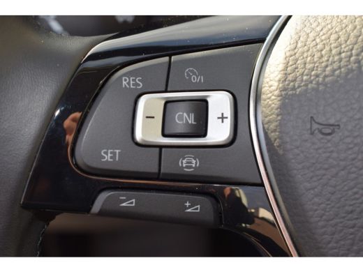 Volkswagen Crafter 2.0 TDI L3H3 Highline 140 PK LED TREKHAAK NAVI BETIMMERING ActivLease financial lease