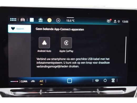 Volkswagen Crafter 2.0 TDI L3H3 Highline MY25 AUTOMAAT LED TREKHAAK GEVEERDE STOEL ActivLease financial lease