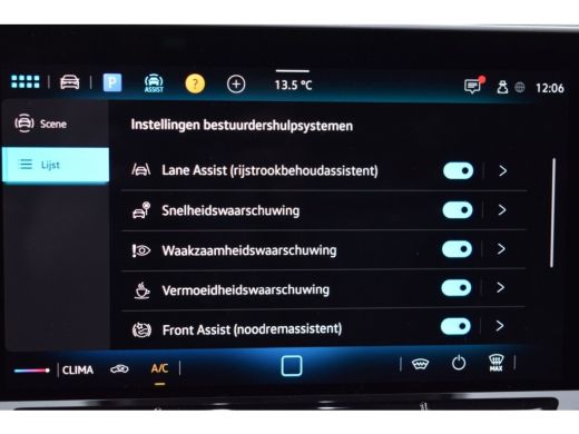Volkswagen Crafter 2.0 TDI L3H3 Highline MY25 AUTOMAAT LED TREKHAAK GEVEERDE STOEL ActivLease financial lease
