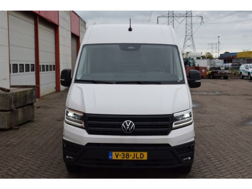 Volkswagen Crafter 2.0 TDI L3H3 Highline MY25 AUTOMAAT LED TREKHAAK GEVEERDE STOEL ActivLease financial lease