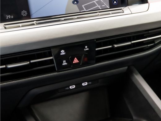 Volkswagen Golf 1.0 eTSI Sport Automaat (VIRTUAL COCKPIT, APPLE CARPLAY, GROOT NAVI, SFEERVERLICHTING,  KEYLESS, ... ActivLease financial lease