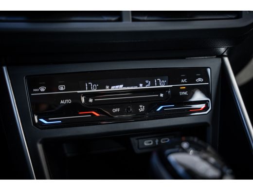 Volkswagen Taigo 1.0 TSI Life | Airco (automatisch) | DAB ontvanger | Lichtmetalen velgen 16" ActivLease financial lease