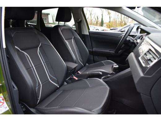 Volkswagen Taigo TSI 110PK DSG STYLE CAMERA/NAVI/LEDER ActivLease financial lease