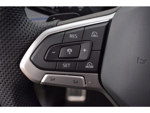 Volkswagen Tiguan 1.5 eHybrid R-Line | HARMAN KARDON | PANO | BLACK PACK | BOMVOL ActivLease financial lease