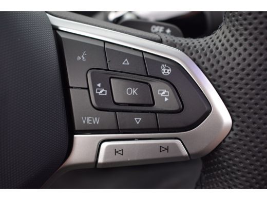 Volkswagen Tiguan 1.5 eHybrid R-Line | HARMAN KARDON | PANO | BLACK PACK | BOMVOL ActivLease financial lease