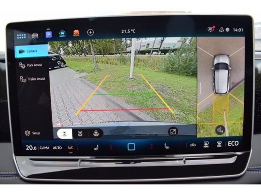 Volkswagen Tiguan 1.5 eHybrid R-Line | HARMAN KARDON | PANO | BLACK PACK | BOMVOL ActivLease financial lease