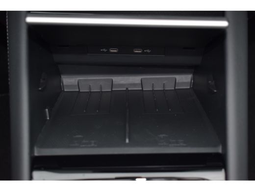 Volkswagen Tiguan 1.5 eHybrid R-Line | HARMAN KARDON | PANO | BLACK PACK | BOMVOL ActivLease financial lease