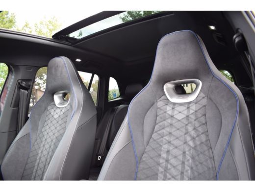 Volkswagen Tiguan 1.5 eHybrid R-Line | HARMAN KARDON | PANO | BLACK PACK | BOMVOL ActivLease financial lease