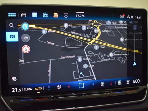 Volkswagen Tiguan 1.5 TSI eHybrid 200 kW R-Line 272pk | Panorama dak | Lederen bekleding | Trekhaak | 360 camera | ... ActivLease financial lease