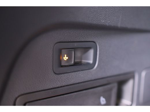 Volkswagen Tiguan Allspace 1.5 TSI Highline Business R 7p. | Open Dak | Trekhaak | Virtual | LED | Camera | Ergoactive | Cru... ActivLease financial lease