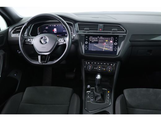 Volkswagen Tiguan Allspace 1.5 TSI Highline Business R 7p. | Open Dak | Trekhaak | Virtual | LED | Camera | Ergoactive | Cru... ActivLease financial lease