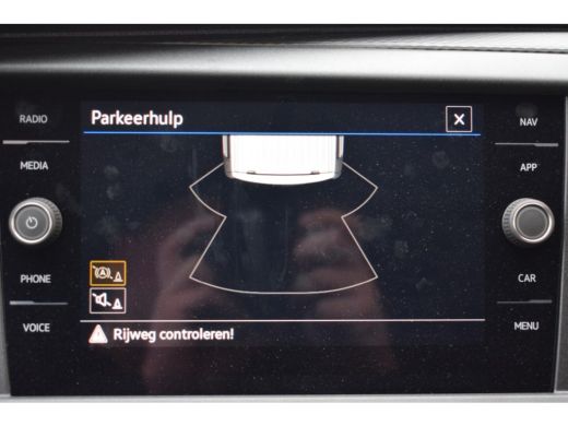 Volkswagen Transporter T6.1 2.0 TDI 150PK L2H1 Comfortline NAVI 16 INCH LMV ActivLease financial lease