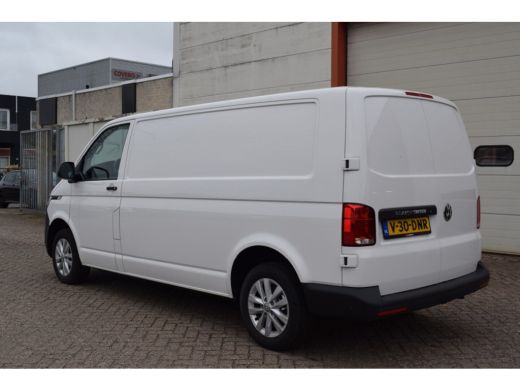 Volkswagen Transporter T6.1 2.0 TDI 150PK L2H1 Comfortline NAVI 16 INCH LMV ActivLease financial lease
