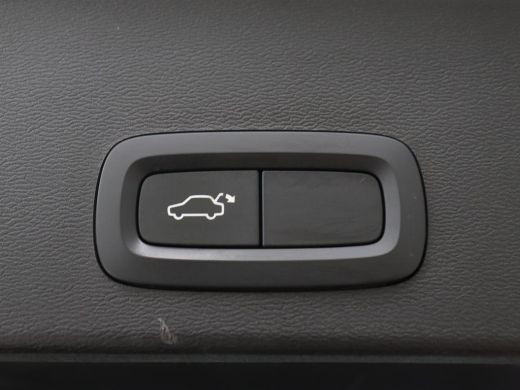 Volvo  XC40 1.5 T5 Recharge Momentum Pro | Harman/Kardon | Camera | Carplay | Half leder | Navigatie | Cruise... ActivLease financial lease