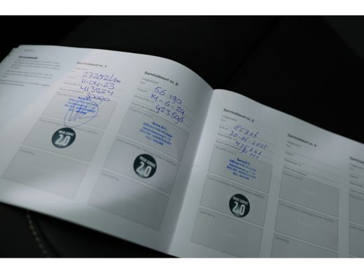 Volvo  XC40 1.5 T5 Recharge R-Design Navigatie | Panorama dak | Cruise Adaptief | Full Led | Trekhaak wegklap... ActivLease financial lease