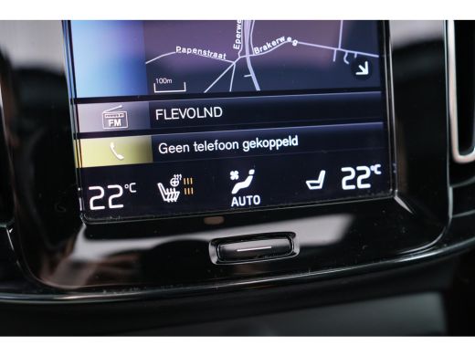 Volvo  XC40 1.5 T5 Recharge R-Design Navigatie | Panorama dak | Cruise Adaptief | Full Led | Trekhaak wegklap... ActivLease financial lease