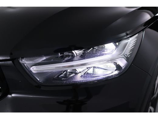 Volvo  XC40 1.5 T5 Recharge R-Design Navigatie | Panorama dak | Cruise Adaptief | Full Led | Trekhaak wegklap... ActivLease financial lease