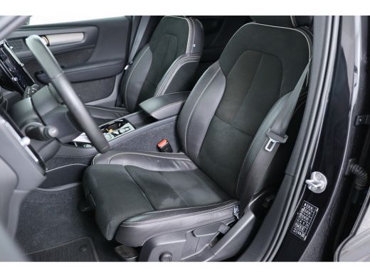 Volvo  XC40 1.5 T5 Recharge R-Design Navigatie | Panorama dak | Cruise Adaptief | Full Led | Trekhaak wegklap... ActivLease financial lease