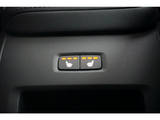 Volvo  XC60 Plus Black Edition Plug-In Hybrid AWD Facelift! | HU-Display | Harman/Kardon | Pano | 360 camera ... ActivLease financial lease