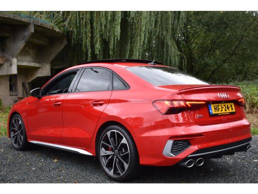 Audi S3 Limousine 2.0 TFSI 310PK S3 QUATTRO HEAD-UP/LEDER/PANORAMADAK ActivLease financial lease