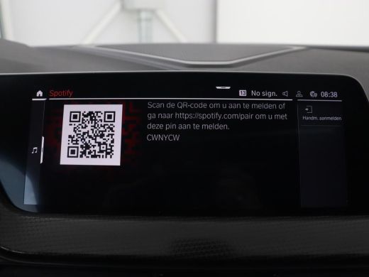 BMW 1 Serie 118i M Sport | Panoramadak | Stoelverwarming | Camera | Sportstoelen | Harman/Kardon | Stuurverwa... ActivLease financial lease