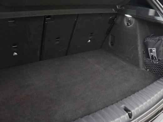 BMW 1 Serie 118i M Sport | Panoramadak | Stoelverwarming | Camera | Sportstoelen | Harman/Kardon | Stuurverwa... ActivLease financial lease