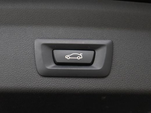 BMW 1 Serie 118i M Sport | Panoramadak | Stoelverwarming | Camera | Sportstoelen | Harman/Kardon | Stuurverwa... ActivLease financial lease