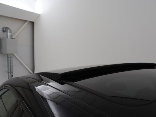 BMW 1 Serie 118i M Sport | Panoramadak | Stoelverwarming | Camera | Sportstoelen | Harman/Kardon | Stuurverwa... ActivLease financial lease