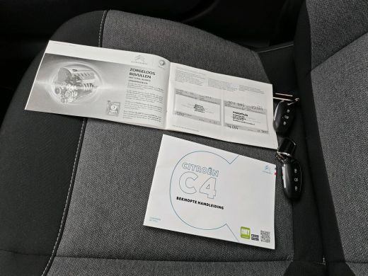 Citroën &euml;-C4 Feel 50 kWh 3 Fase | Navigatie | Keyless-Entry | Achteruitrijcamera | Climate Control | Full-LED ... ActivLease financial lease