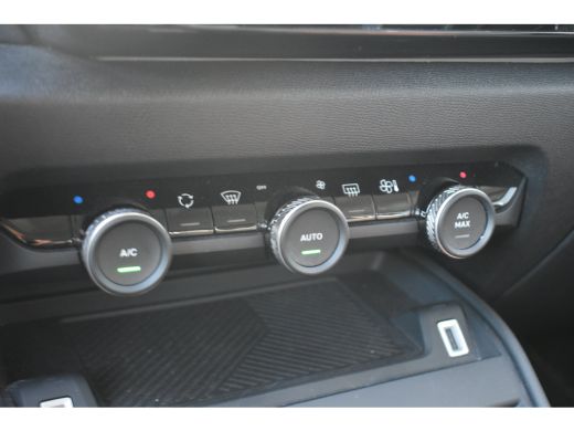 Citroën &euml;-C4 Feel 50 kWh 3 Fase 100% SOH | Navigatie | Keyless-Entry | Achteruitrijcamera | Climate Control | ... ActivLease financial lease