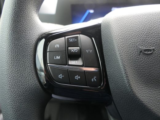 Ford E-Transit Custom 320 L1H1 Trend 65 kWh | 2300kg trekgewicht! | LED | Stoelverwarming | CarPlay/Android Auto | Came... ActivLease financial lease