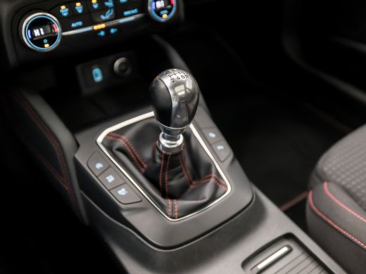 Ford Focus 1.0 EcoBoost ST Line (PANORAMADAK, APPLE CARPLAY, GROOT NAVI, CLIMATE, ADAPTIVE CRUISE, SPORTSTOE... ActivLease financial lease