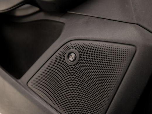 Ford Focus 1.0 EcoBoost ST Line (PANORAMADAK, APPLE CARPLAY, GROOT NAVI, CLIMATE, ADAPTIVE CRUISE, SPORTSTOE... ActivLease financial lease