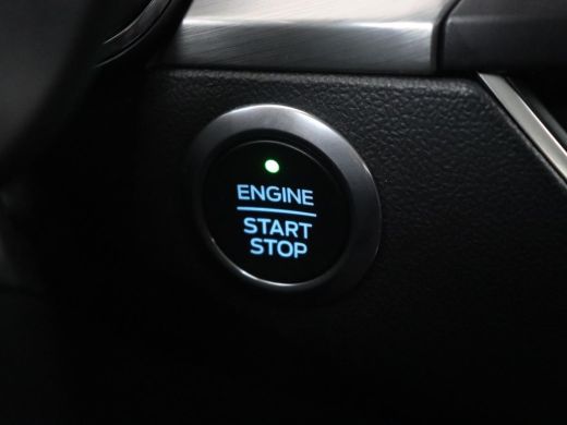 Ford Focus 1.0 EcoBoost Titanium | Automaat | Carplay | Navigatie | Keyless | Climate control | Parkeerhulp ... ActivLease financial lease