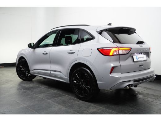 Ford Kuga 2.5 PHEV Graphite Tech Edition | AGR-stoel | Trekhaak | Black pack! | Standkachel | Adapt. Cruise... ActivLease financial lease