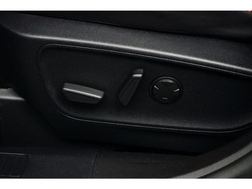 Ford Kuga 2.5 PHEV Graphite Tech Edition | AGR-stoel | Trekhaak | Black pack! | Standkachel | Adapt. Cruise... ActivLease financial lease