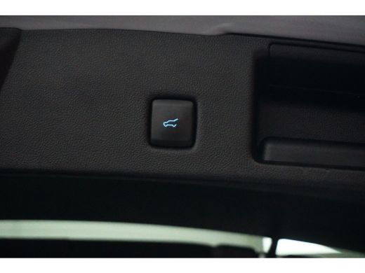 Ford Kuga 2.5 PHEV Graphite Tech Edition | AGR-stoel | Trekhaak | Black pack! | Standkachel | Adapt. Cruise... ActivLease financial lease