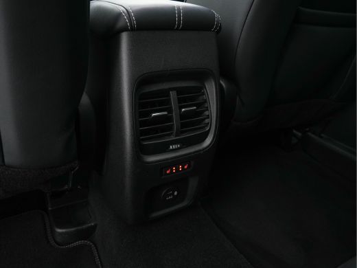 Ford Kuga 2.5 PHEV Vignale (Plug-In) (INCL-BTW) Aut. *PANO | LUXURY-LEATHER | DIGI-COCKPIT | FULL-LED | BAN... ActivLease financial lease