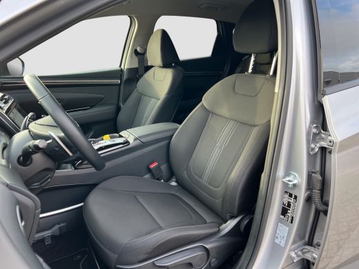 Hyundai Tucson 1.6 T-GDI 265pk PHEV Comfort Smart 4WD | Climate | Camera | Carplay | Keyless | Navigatie | Full ... ActivLease financial lease