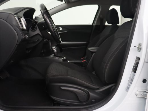 Kia Ceed 1.4 T-GDi DynamicLine | Automaat | Carplay | Camera | Navigatie | Parkeerhulp | Climate control |... ActivLease financial lease